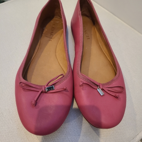 Coach Mauve Pink Leather Ballet Flats - Picture 2 of 7